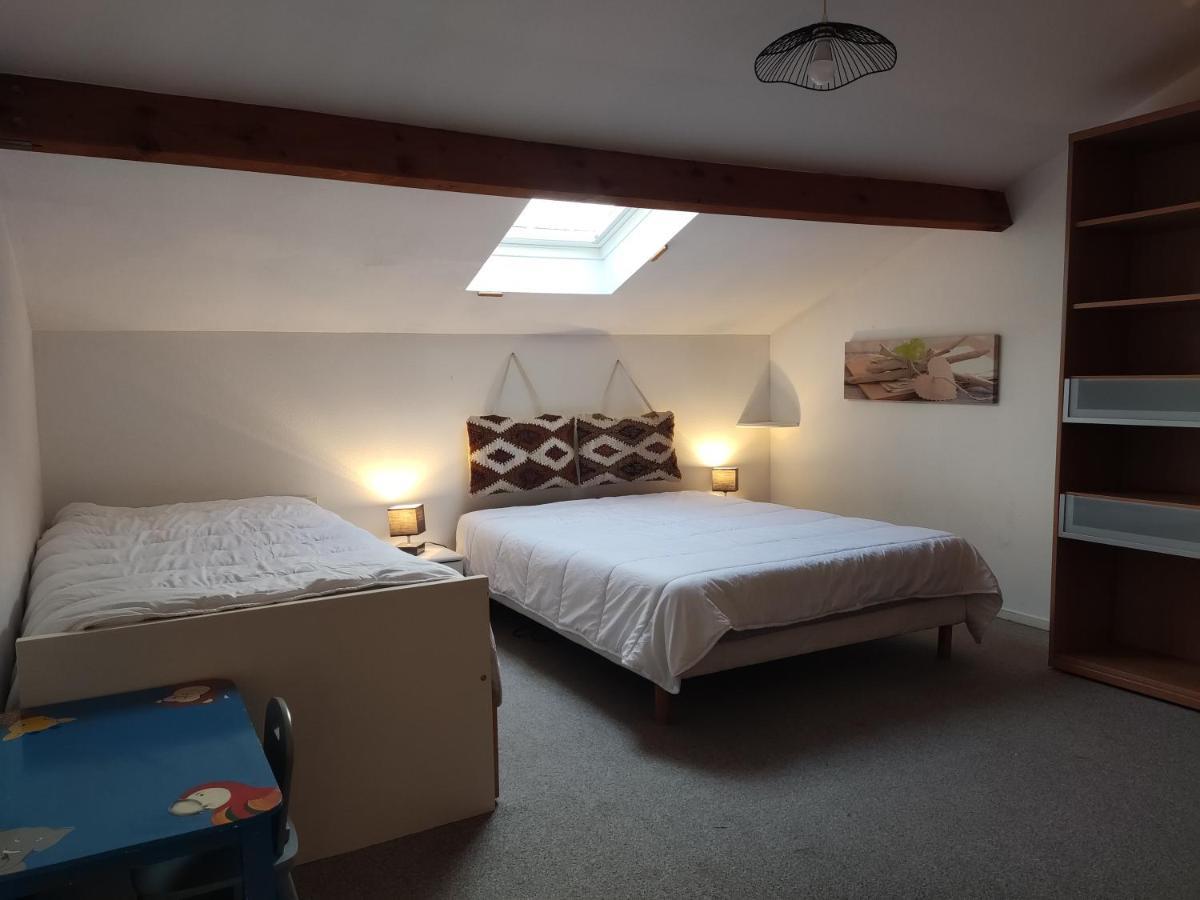Appartement Au Calme Avec Piscine Et Parking Dans Residence Securisee Сен-Жан-де-Мон Екстериор снимка