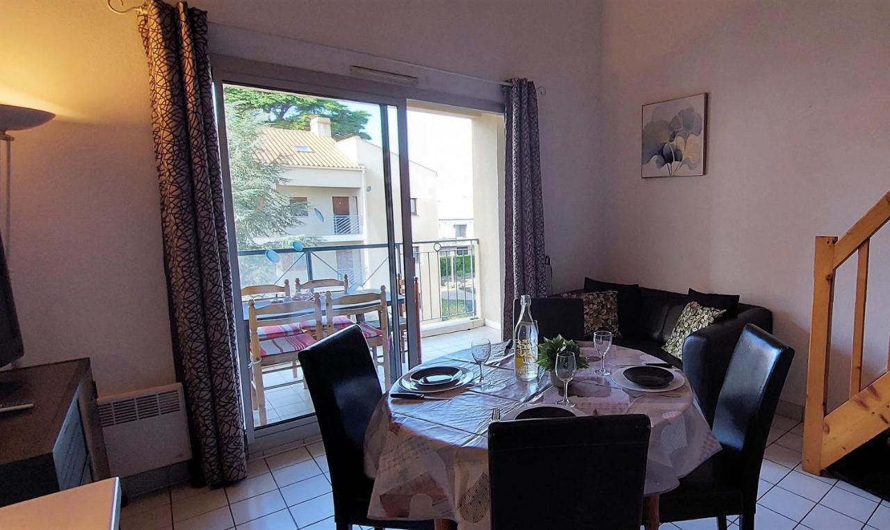 Appartement Au Calme Avec Piscine Et Parking Dans Residence Securisee Сен-Жан-де-Мон Екстериор снимка